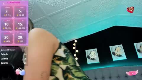 Snapshot of isabella_lt chatting on February 10, 2025, 8:31 pm online show from February 10, 2025, 8:31 pm