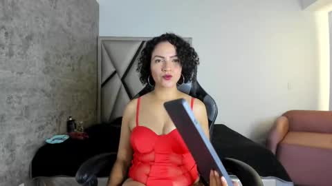 Snapshot of isabella_rosssi1 chatting on September 30, 2025, 3:55 am isabella_rosssi1 online show from September 30, 2025, 3:55 am