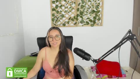 Isabella online show from January 2, 2025, 11:49 pm