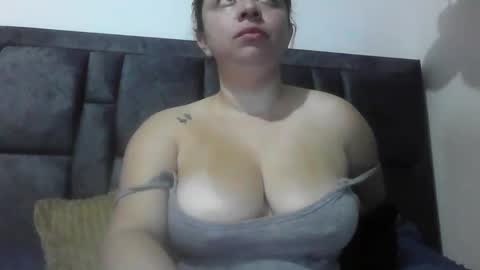 Snapshot of isabellaa_hills_ chatting on June 10, 2026, 4:39 pm isabellaa_hills_ online show from June 10, 2026, 4:39 pm