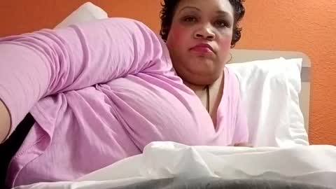 Snapshot of isabellacloverlove chatting on February 13, 2026, 11:34 pm Isabella online show from February 13, 2026, 11:34 pm