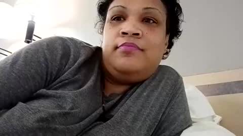 Snapshot of isabellacloverlove chatting on February 24, 2026, 9:02 pm Isabella online show from February 24, 2026, 9:02 pm