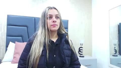 Isabella  online show from February 1, 2026, 1:42 pm