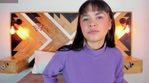 Isabella  online show from October 1, 2025, 12:22 pm