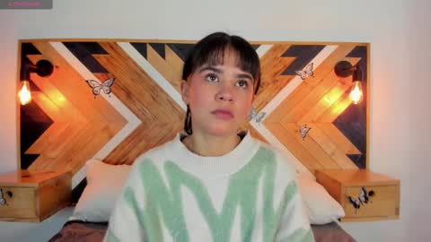 Isabella  online show from October 2, 2025, 11:39 am