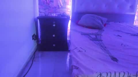 Snapshot of isabellamoons chatting on March 1, 2025, 5:52 am Isabella anal squirt latina colombian paisa online show from March 1, 2025, 5:52 am