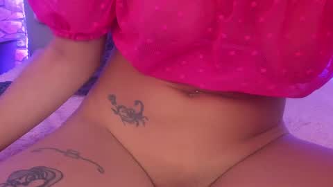 Snapshot of isabellamoons chatting on March 6, 2025, 1:58 am Isabella anal squirt latina colombian paisa online show from March 6, 2025, 1:58 am
