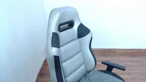 Snapshot of isabellaobregon2 chatting on February 17, 2026, 3:51 pm Isa online show from February 17, 2026, 3:51 pm