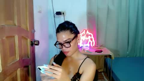 Ysa online show from June 25, 2026, 5:12 am