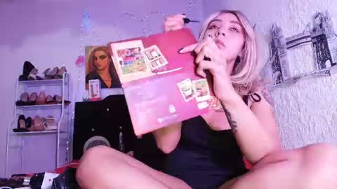 isabelle_sara online show from July 16, 2026, 10:05 pm