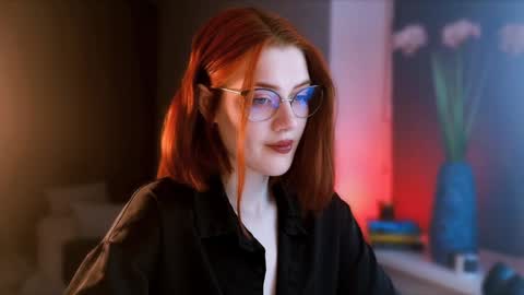 Snapshot of isabelle_stern chatting on January 3, 2025, 3:33 pm Madame Isabelle online show from January 3, 2025, 3:33 pm