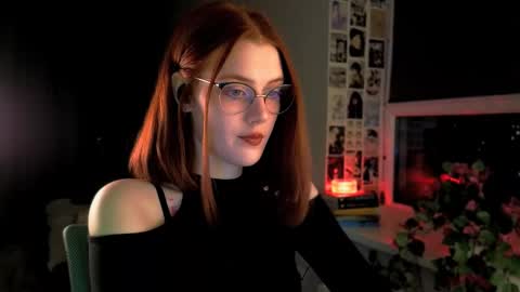Snapshot of isabelle_stern chatting on March 9, 2025, 4:11 pm Madame Isabelle online show from March 9, 2025, 4:11 pm