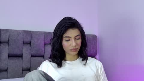 Snapshot of isabellefoxx chatting on December 6, 2024, 7:54 am Isa online show from December 6, 2024, 7:54 am