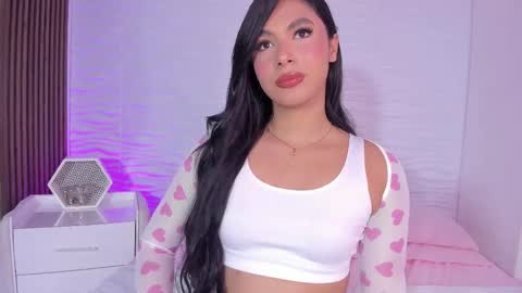 Snapshot of isabellefoxx chatting on November 2, 2025, 9:06 pm Isa online show from November 2, 2025, 9:06 pm