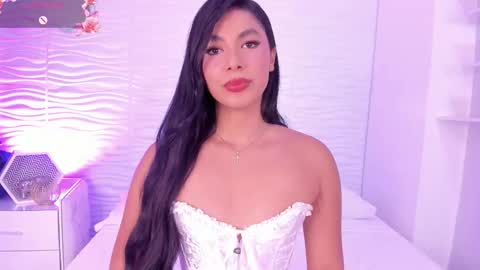 Snapshot of isabellefoxx chatting on November 3, 2025, 9:59 pm Isa online show from November 3, 2025, 9:59 pm