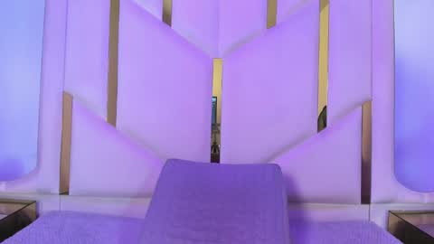 isabellrodriguez18 online show from March 29, 2026, 2:44 am