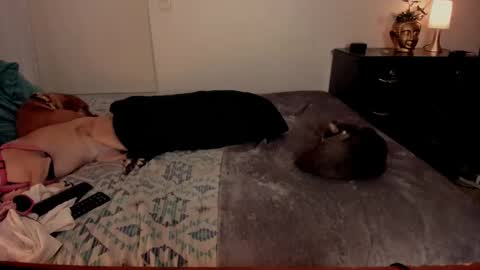 Snapshot of isabelprietoo chatting on October 3, 2025, 11:35 pm Isa online show from October 3, 2025, 11:35 pm