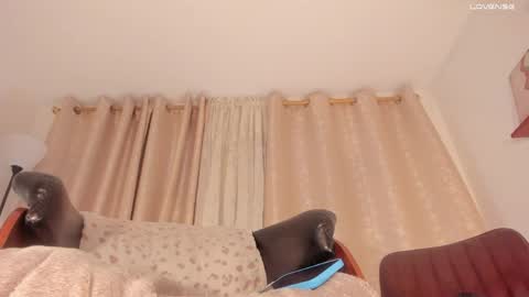 Isabel M online show from April 29, 2026, 11:11 pm