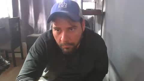 The sweetest online show from November 12, 2025, 9:14 pm