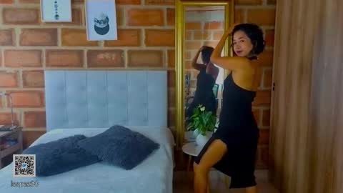 Isabela Paz online show from November 5, 2025, 2:50 pm