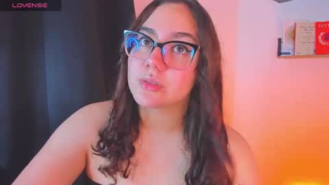 Isa online show from January 1, 2025, 9:52 pm