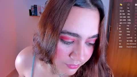 Isa online show from November 5, 2025, 10:21 pm