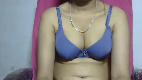 ishika_ishu online show from May 14, 2026, 5:09 pm