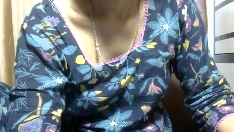 ishika_ishu online show from July 1, 2026, 3:41 am