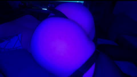 ishtarea online show from January 31, 2025, 1:11 am