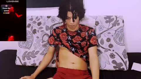 Isidro online show from December 14, 2025, 10:25 pm