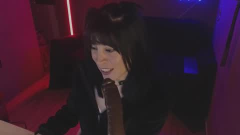 Snapshot of isis_diosa chatting on November 24, 2025, 10:42 pm Ana Maria online show from November 24, 2025, 10:42 pm