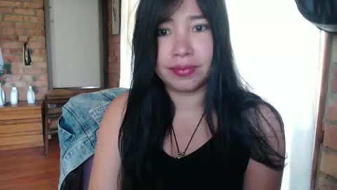 Snapshot of isis_moon88 chatting on October 29, 2025, 2:08 pm isis online show from October 29, 2025, 2:08 pm