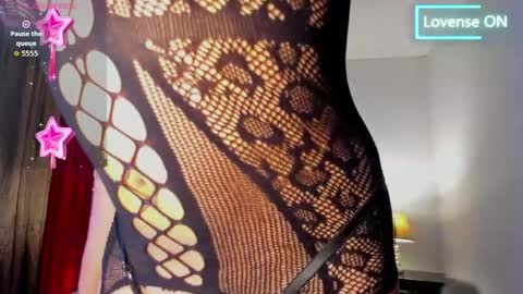 isis_shine online show from April 6, 2026, 12:28 pm