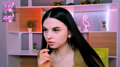 isla_dior online show from January 19, 2026, 1:59 pm