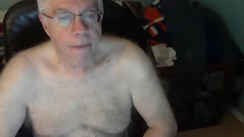 islesman22 online show from September 24, 2025, 9:23 am