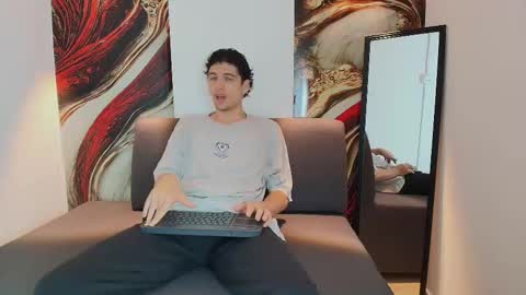 Snapshot of israel_gray chatting on November 4, 2025, 7:46 pm Israel online show from November 4, 2025, 7:46 pm