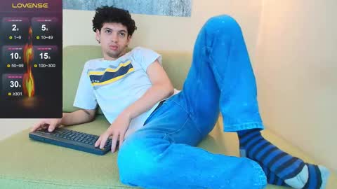 Snapshot of israel_gray chatting on November 9, 2025, 12:42 am Israel online show from November 9, 2025, 12:42 am