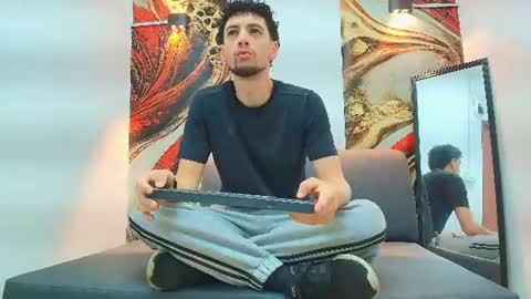 Snapshot of israel_gray chatting on July 13, 2026, 12:30 pm Israel online show from July 13, 2026, 12:30 pm