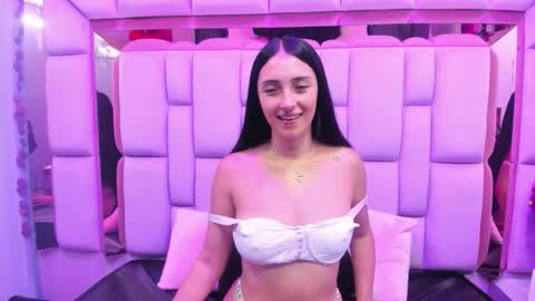 Snapshot of issabela_mackey_ chatting on January 16, 2026, 4:27 am issabela_mackey_ online show from January 16, 2026, 4:27 am
