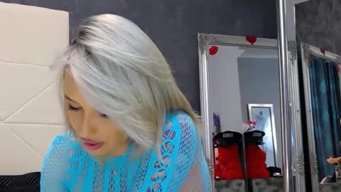 IssaSmyth online show from March 17, 2026, 5:05 pm