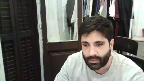 italianboybcn online show from November 19, 2025, 6:19 pm