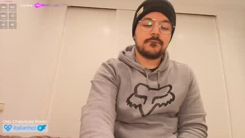 Gio online show from December 22, 2025, 8:00 am