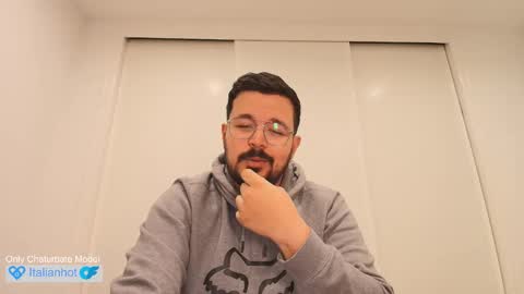 Gio online show from January 12, 2026, 10:42 am