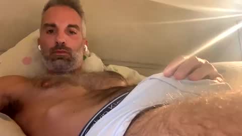 Snapshot of italiantoyboy84 chatting on October 1, 2025, 11:00 pm italiantoyboy84 online show from October 1, 2025, 11:00 pm