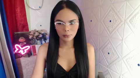 Snapshot of itgirl_cathy chatting on January 23, 2025, 6:56 pm CathCathy online show from January 23, 2025, 6:56 pm