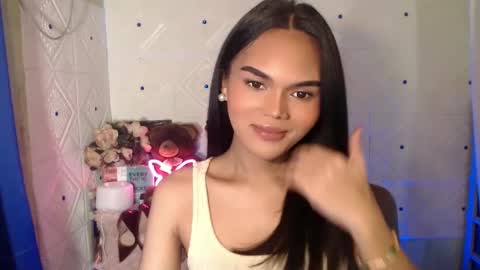 Snapshot of itgirl_cathy chatting on February 24, 2025, 12:52 am CathCathy online show from February 24, 2025, 12:52 am