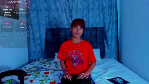 Snapshot of ithan_kingtwin chatting on July 14, 2026, 7:41 pm ithan_kingtwin online show from July 14, 2026, 7:41 pm