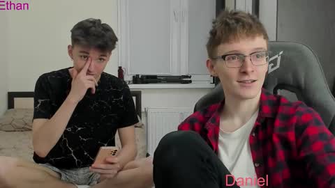 Ethan online show from October 3, 2025, 5:21 pm