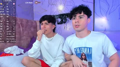 Snapshot of ithan_salvatore chatting on December 11, 2024, 11:54 pm Ithan and Friends online show from December 11, 2024, 11:54 pm