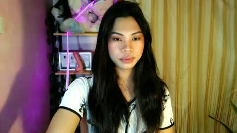 its_chloe20 online show from June 17, 2026, 4:41 pm